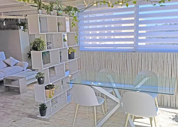 Satori - Open Plan Seaviews Private Terrace & Shared Pool Villa *